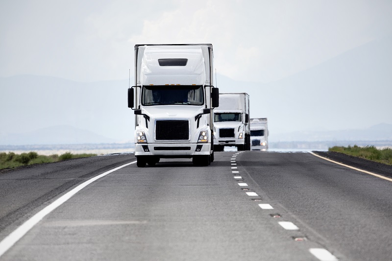 How to Hire a Reliable Trucking Service